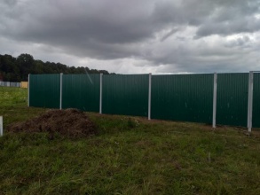 Забор из профнастила с воротами и калиткой 70 метров
